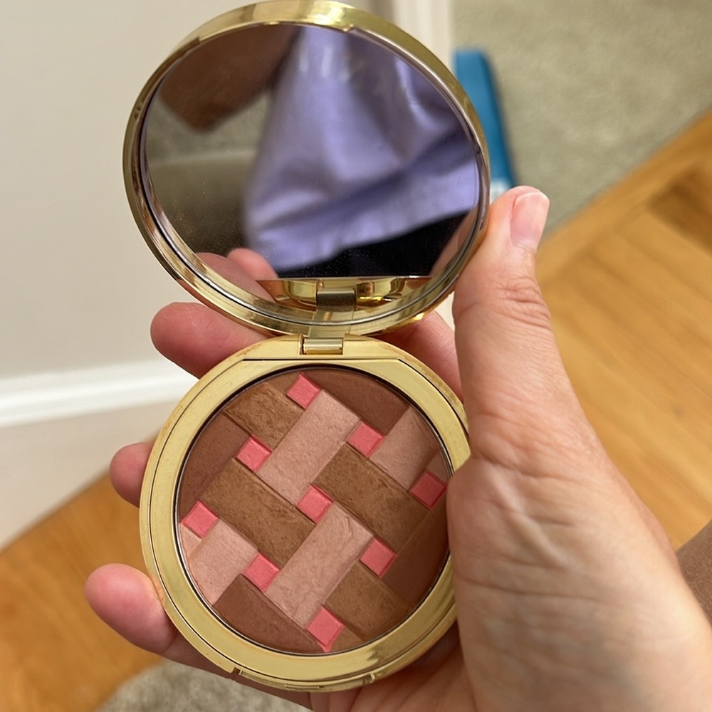 Too Faced “sweetie Pie” bronzer